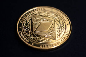 Ethereum and Solana Price Ready To Send Hard? Legendary Analyst Says It’s Time To Pay Attention