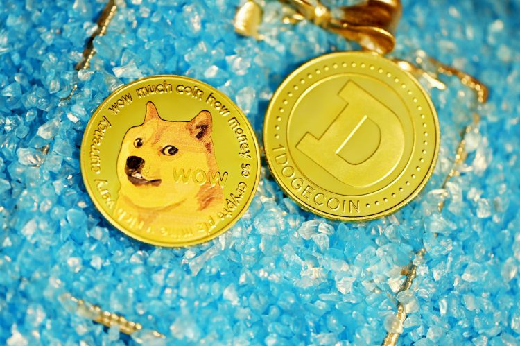 Dogecoin Market Cap Tests Multi-Year Ceiling, Long-Term Momentum Still Intact