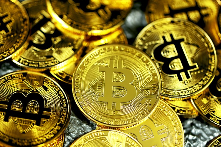 Bitcoin Liquidity Hits Seven-Year Low As Accumulators Stack 373,700 BTC In A Month