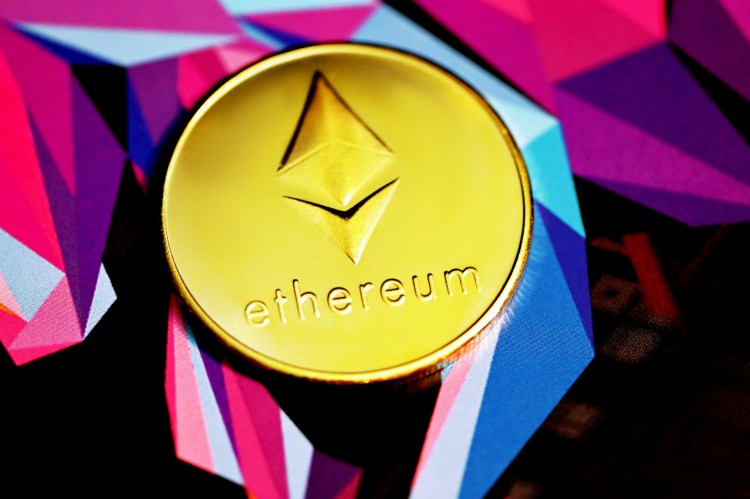 Ethereum Stays Steady Above Realized Value – Can Fresh Liquidity Fuel The Next Breakout?