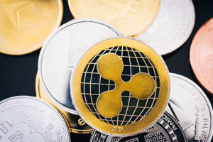 Why This Market Analyst Is Advising XRP Investors Not To Sell Their Coins