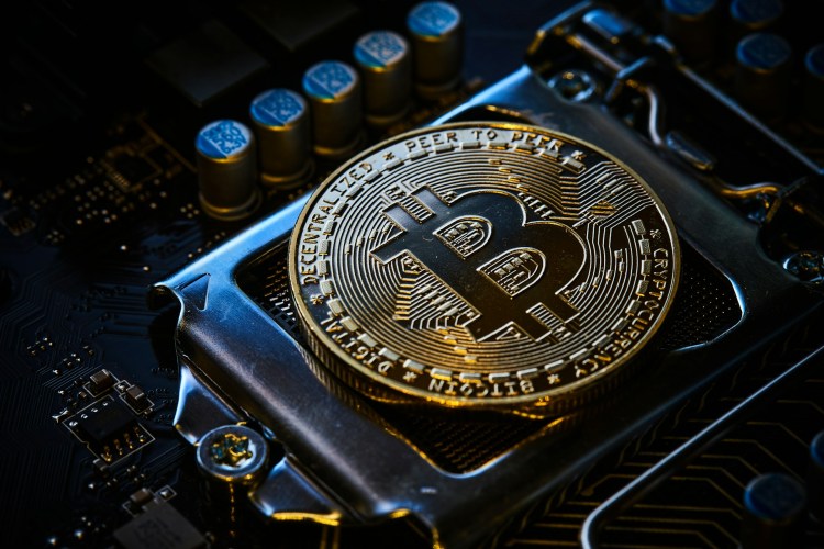 Bitcoin Nears ‘Historic’ Technical Test As Price Eyes $93,500 Barrier – What’s Next?