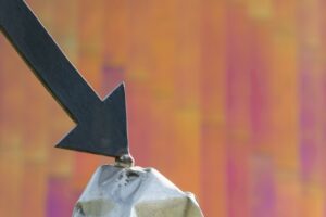 Bittensor (TAO) Crashes 20% Following Covenant AI’s Exit, ‘Decentralization Theater’ Claims