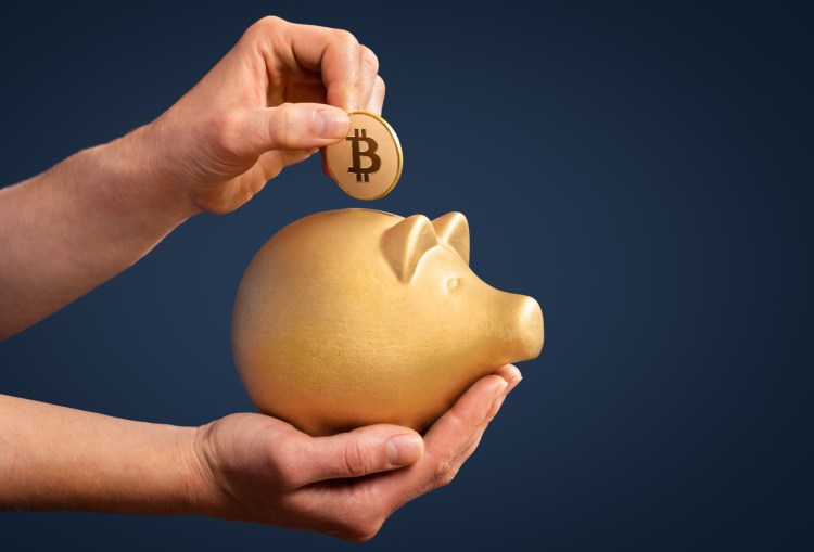 Bitcoin Short-Term Holders Move 107,760 BTC In A Single Day — Details