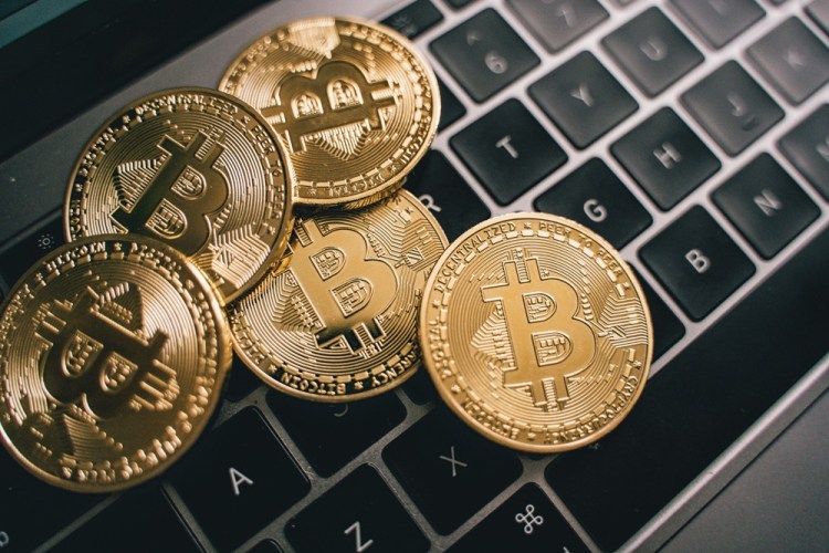 Bitcoin ETFs Register $4 Billion Outflows In 3 Weeks – Why This Is A Bullish Signal